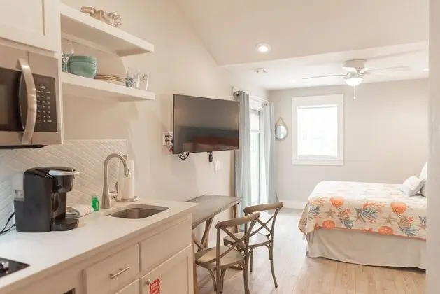Trout Street Condo 3 - Oda