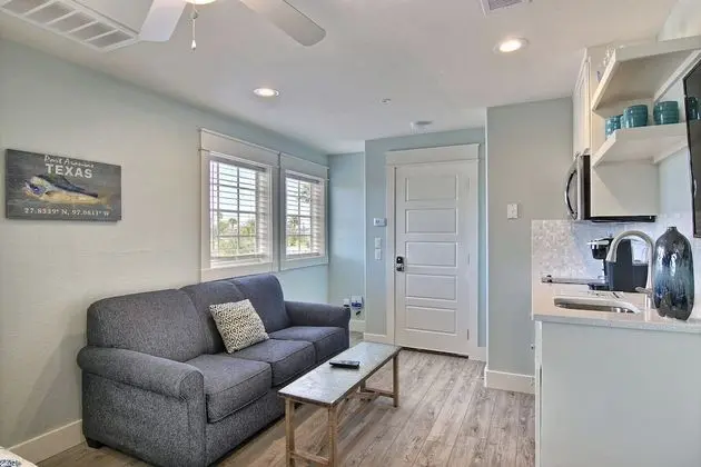 Trout Street Condo 3 - Oda Düzeni