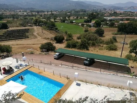 Troyan Hill Apartments - Havuz