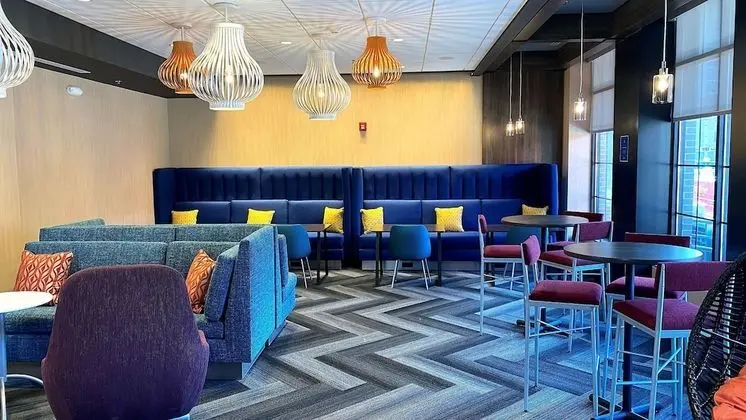 Tru By Hilton Baltimore Harbor East, MD - Lobi