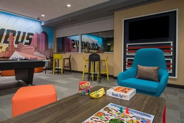 Tru by Hilton Columbus Airport - Lobi