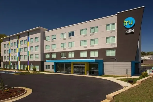 Tru by Hilton Farmville, VA