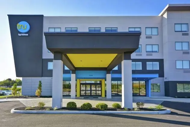 TRU BY HILTON HUBER HEIGHTS DAYTON