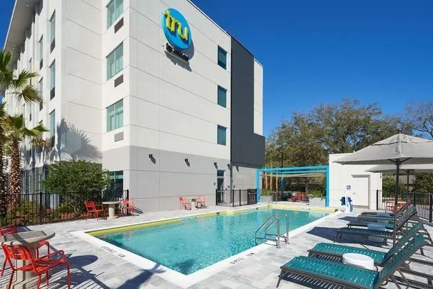 Tru by Hilton Jacksonville South Mandarin - Havuz