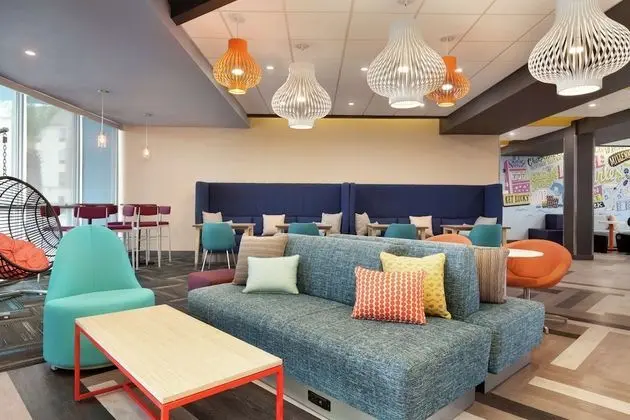 Tru By Hilton Lake Charles - Lobi