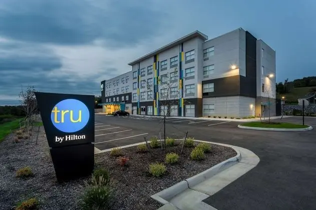 Tru by Hilton Radford, VA - Dış Mekan