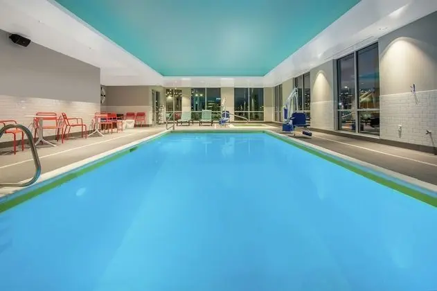 Tru by Hilton Salt Lake City Midvale - Havuz