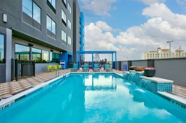 Tru By Hilton San Antonio At The Rim, Tx - Havuz