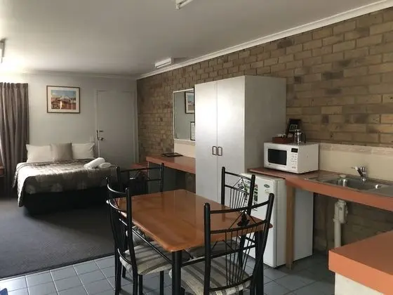 True Blue Motor Inn - Oda