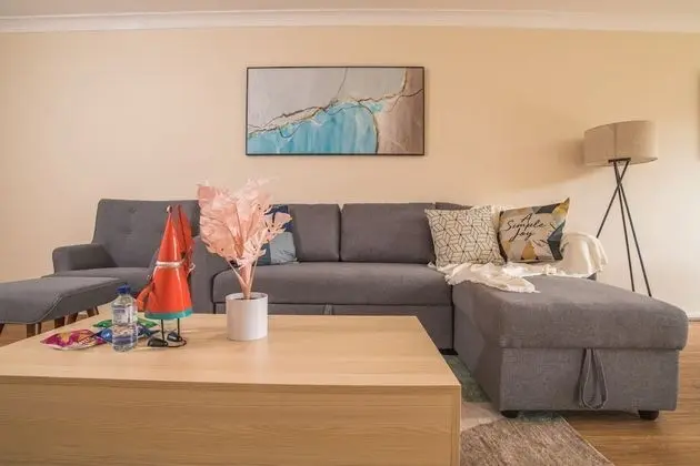 True Comfort! 3bed2bath APT Near Ashfield Station! - İç Mekan