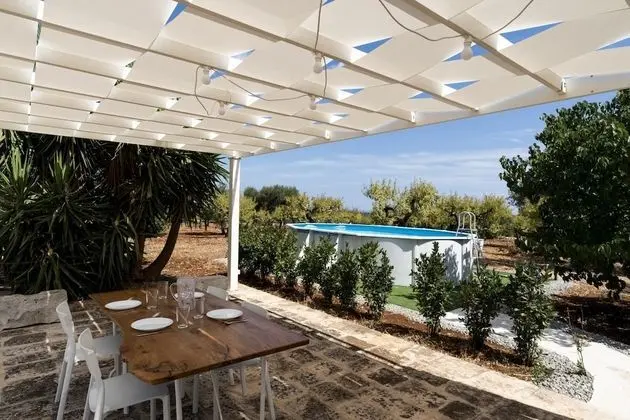 Trulli Munno con Piscina by Wonderful Italy - Oda