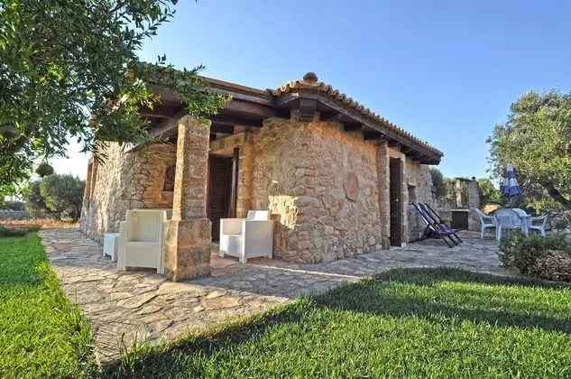 Trullo dei Beneficati - Öne Çıkan Resim