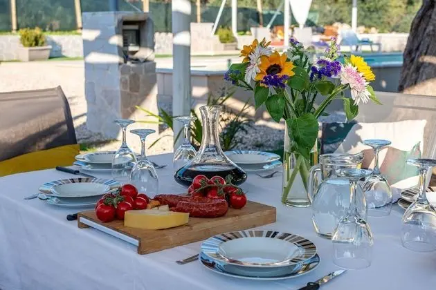 Trullo Delle Ginestre Private Pool - Yerinde Yemek