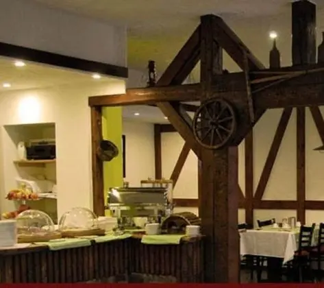 Trust Hotel & Appartements - Yerinde Yemek