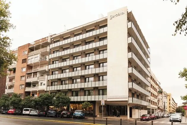 TRYP Cordoba Hotel - Dış Mekan