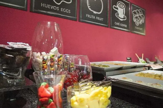 TRYP Jerez Hotel - Yeme / İçme