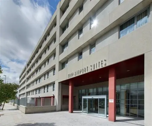 Tryp Madrid Airport Suites