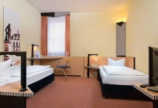 Tryp by Wyndham Halle - Oda