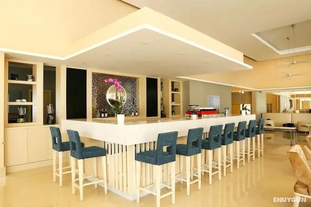 Tryp by Wyndham İzmit - Bar