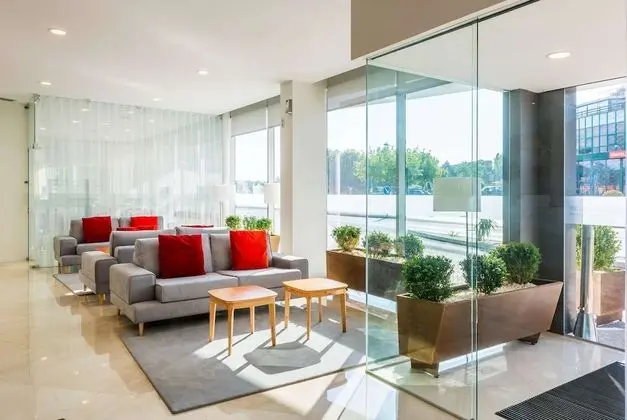 TRYP by Wyndham Leiria - Lobi