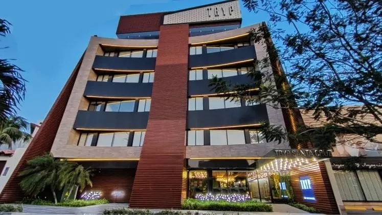 TRYP by Wyndham Santa Cruz - Dış Mekan