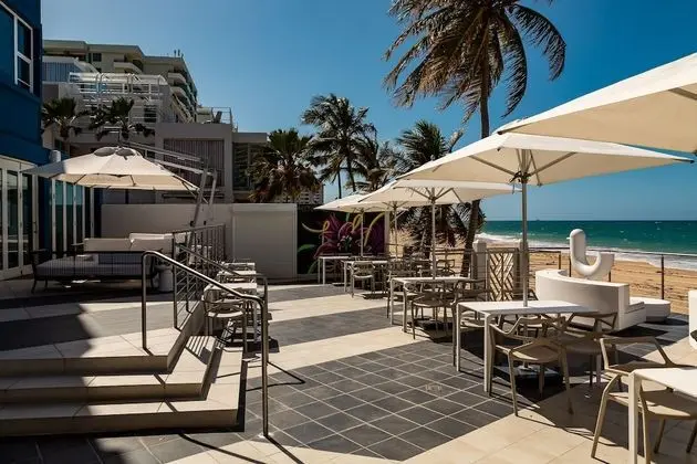 The Tryst Beachfront Hotel - Dış Mekan