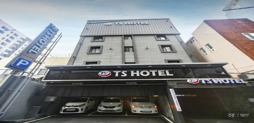 TS Hotel
