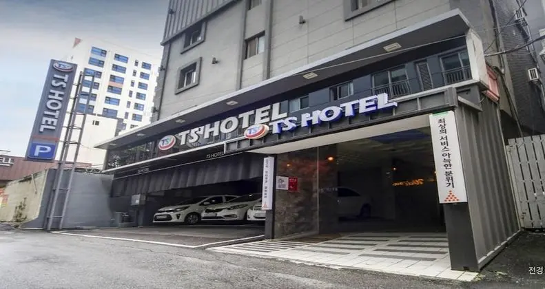 TS Hotel