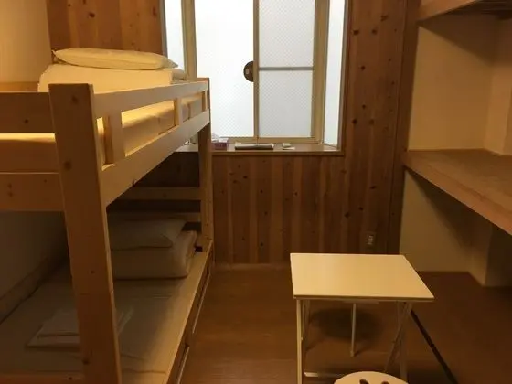 T's Guest House - Hostel - Oda