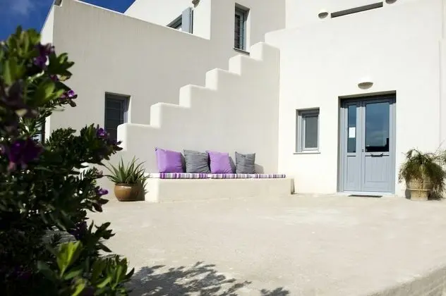 Tsakanos Home - Lobi