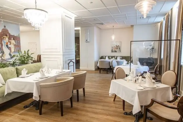 Tsentralny by Usta Hotels - Yerinde Yemek