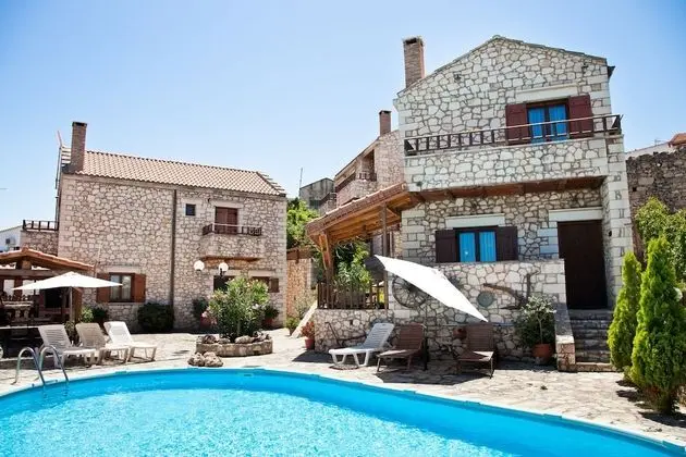 Tsivaras Villas