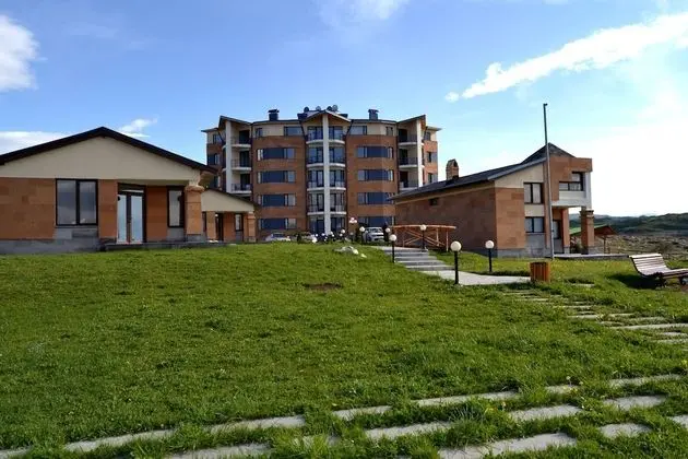 Tsovasar Family Rest Complex
