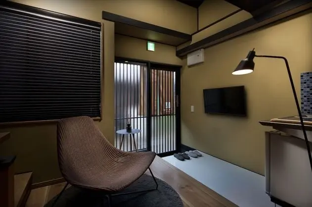 Tsumugi Hachijomuromachi