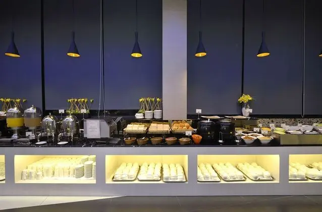TSUN HUANG HOTEL