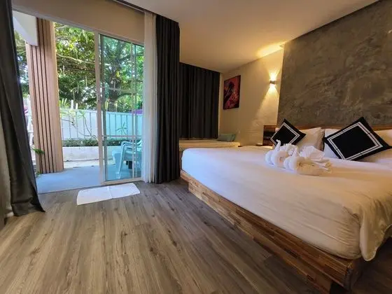 TT Naiyang Beach Phuket - Öne Çıkan Resim