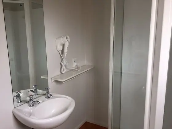Tuatara Lodge - Hostel - Banyo Tipleri