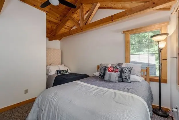 Tucked Inn - Oda