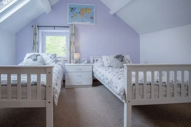 Tucking Mill - 3 Bedroom - Stepaside - Oda