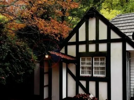 Tudor Cottages Mt Dandenong