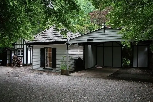 Tudor Cottages Mt Dandenong - Dış Mekan