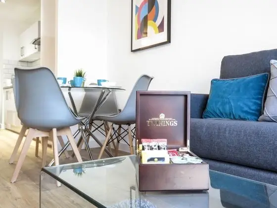 Tudors eSuites Birmingham Canalside Apartments - İç Mekan