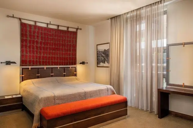 Tufenkian Historic Yerevan Hotel - Oda