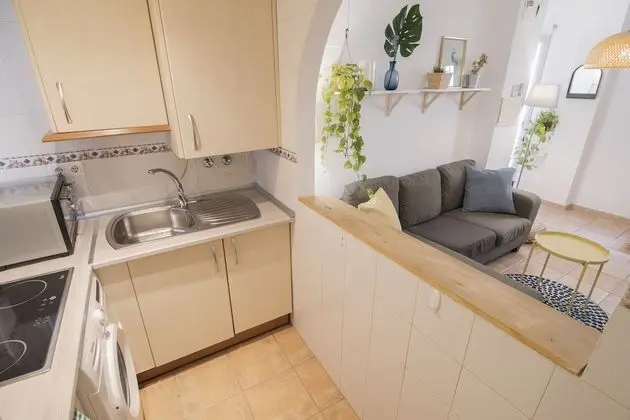 tuGuest Apartment Realejo - Oda Düzeni
