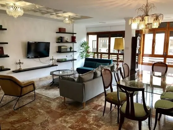 tuGuest Gran Via 42 Apartment