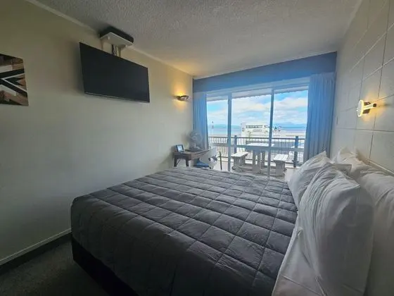 Tui Oaks Motel