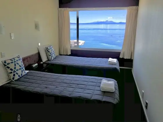Tui Oaks Motel - Oda
