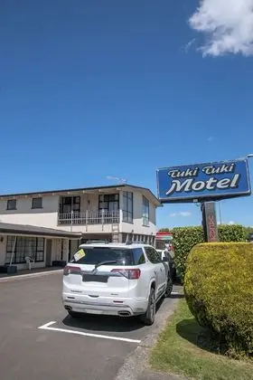 Tuki Tuki Motel - Öne Çıkan Resim