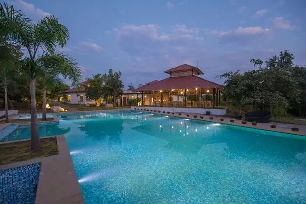 Tuli Veer Bagh Resort - 1