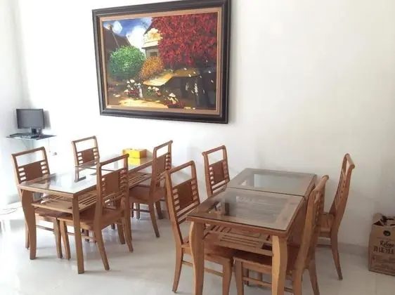 Tulip Hotel Vu Ngoc Phan - Yerinde Yemek